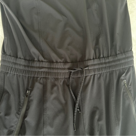 Athleta Unbound Black Jumpsuit Sleeveless Drawstring Waist Pockets size Large - Picture 12 of 15